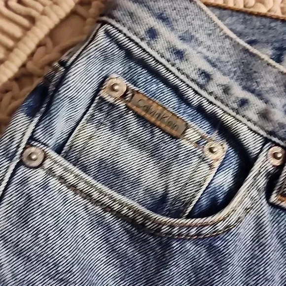 Vintage 1990's Calvin Klein Lightwash High Rise Straight Leg Mom Jeans - Picture 3 of 7